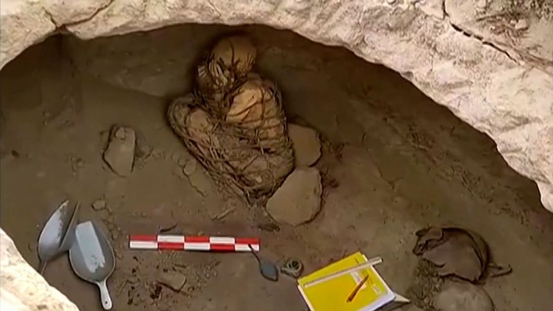 V Peru odhalili 14 mumií, které sloužily jako doprovod v posmrtném životě